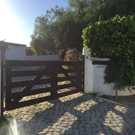 Monte Da - A Family House Luz