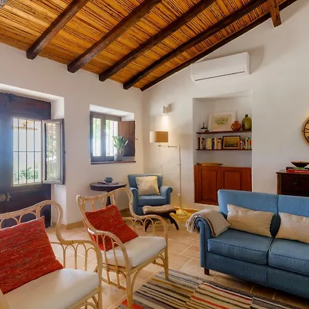 Monte Da - A Family House * Luz